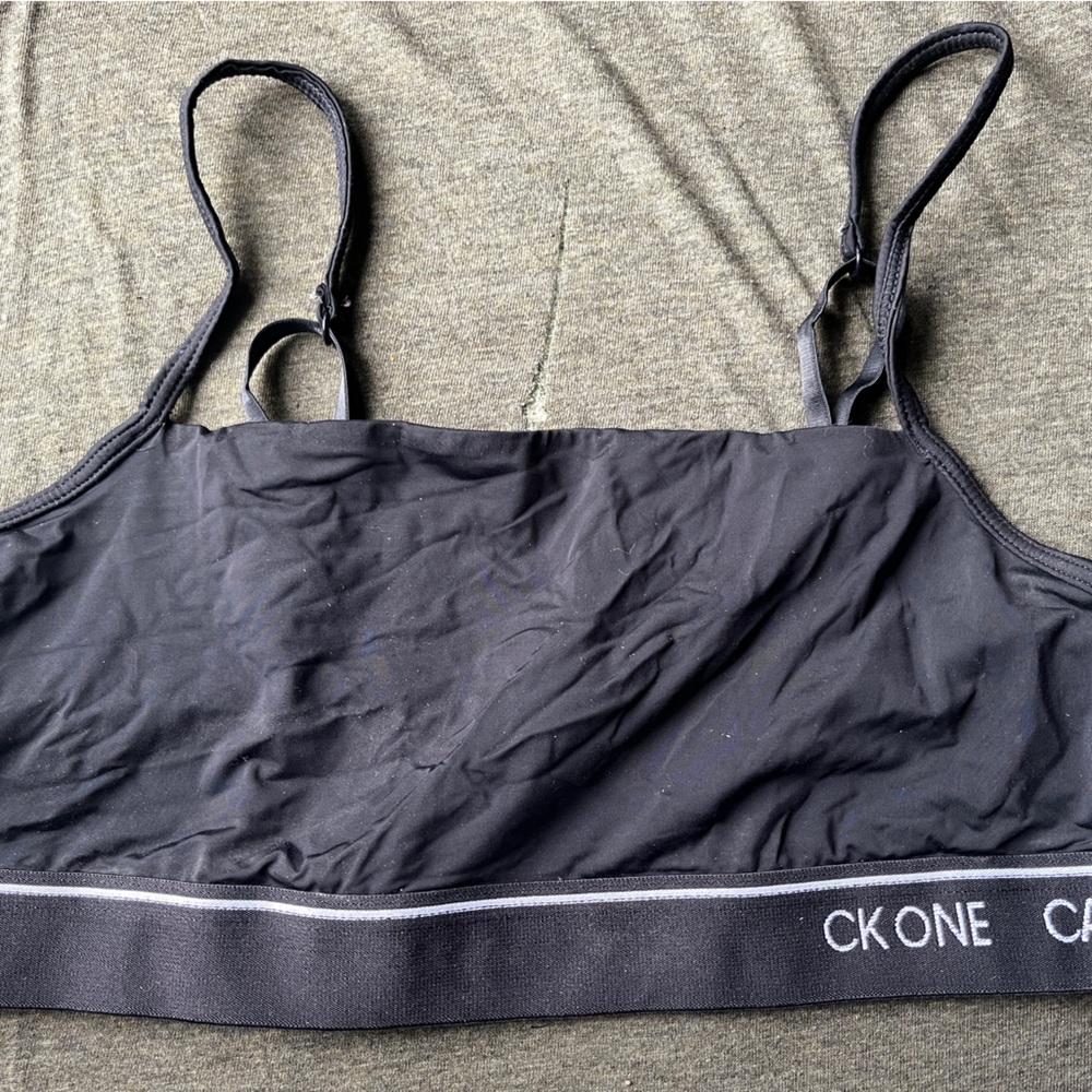 Calvin Klein straight straps comfy sports bra